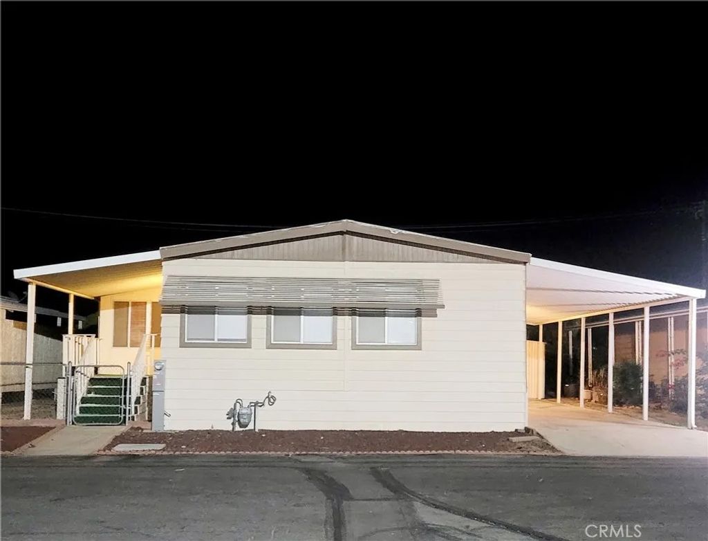 Photo of 655 E Main St #62, San Jacinto, CA 92583 (MLS # CV26059522)