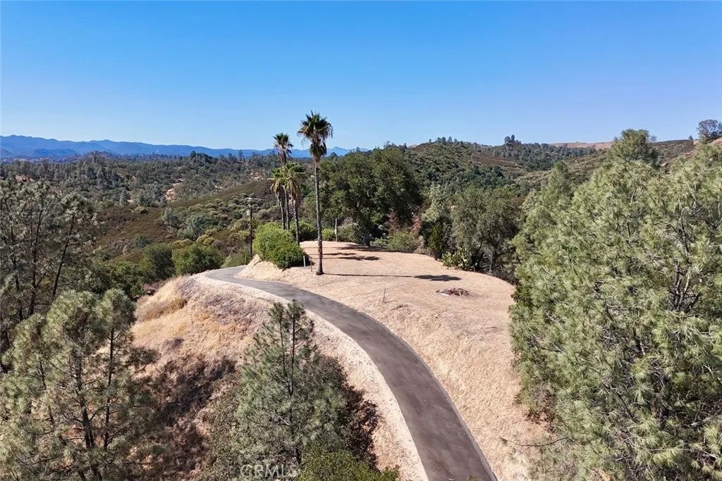 Photo of 76348 Bryson Hesperia RD, Bradley, CA 93426 (MLS # NS26209059)