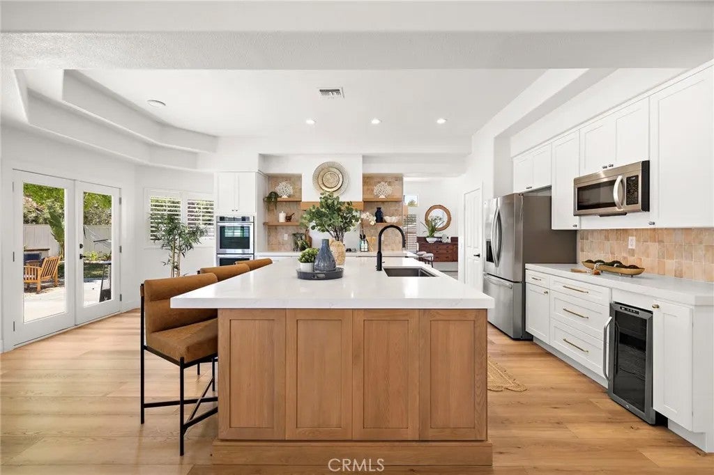 410 De Anza Court