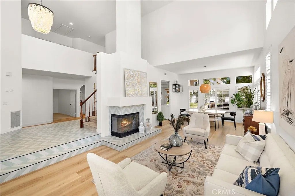 410 De Anza Court
