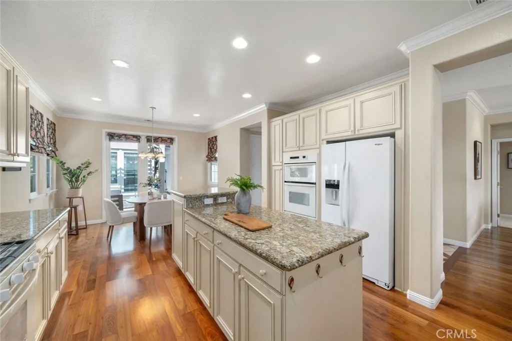 2441 Traditions Loop