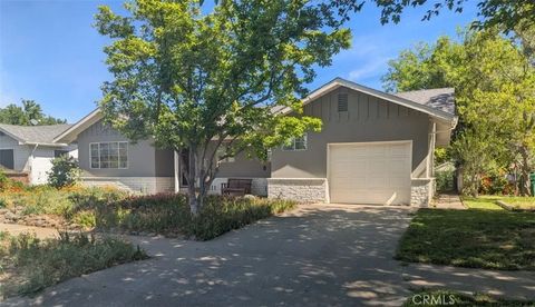 Photo of 446 S Lassen St, Willows, CA 95988 (MLS # SN26072841)