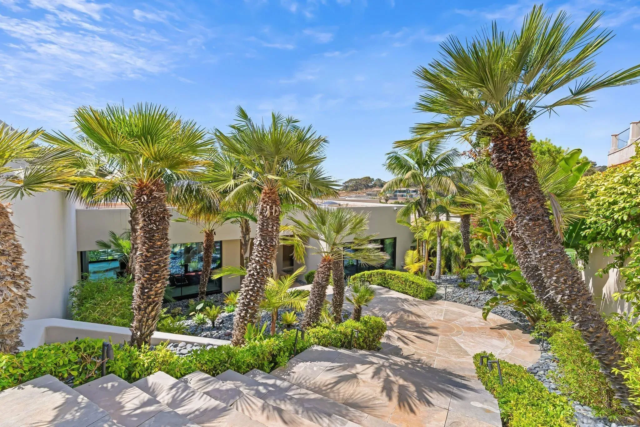 La Jolla, California 92037, United States, 4 Bedrooms Bedrooms, ,6 BathroomsBathrooms,Residential,Active,186082