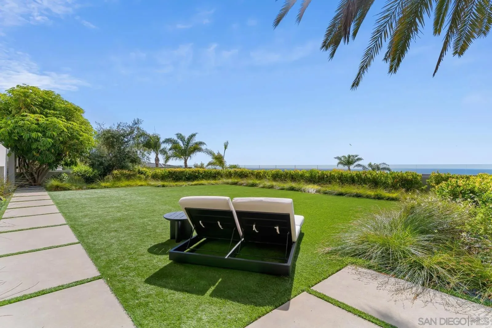 La Jolla, California 92037, United States, 4 Bedrooms Bedrooms, ,6 BathroomsBathrooms,Residential,Active,186082