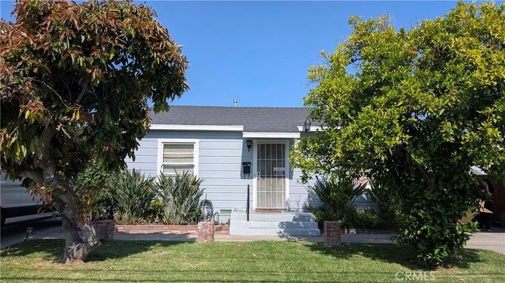 Photo of 5122 Halifax Rd, Temple City, CA 91780 (MLS # WS26044148)