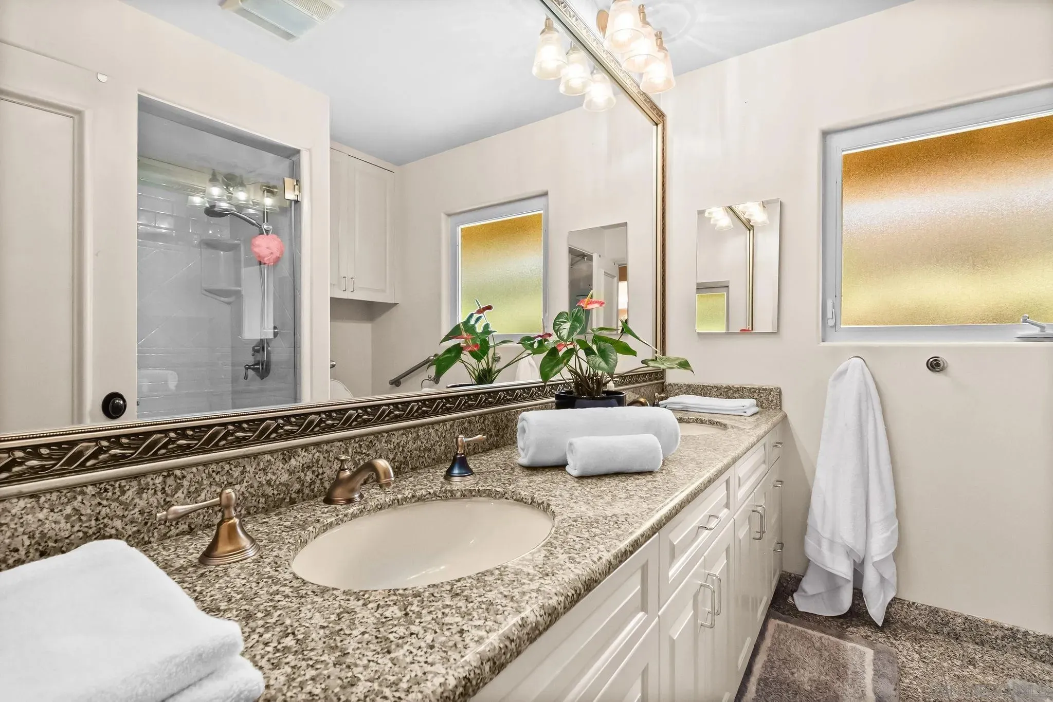 La Jolla, California 92037, United States, 3 Bedrooms Bedrooms, ,2 BathroomsBathrooms,Residential,Active,177818