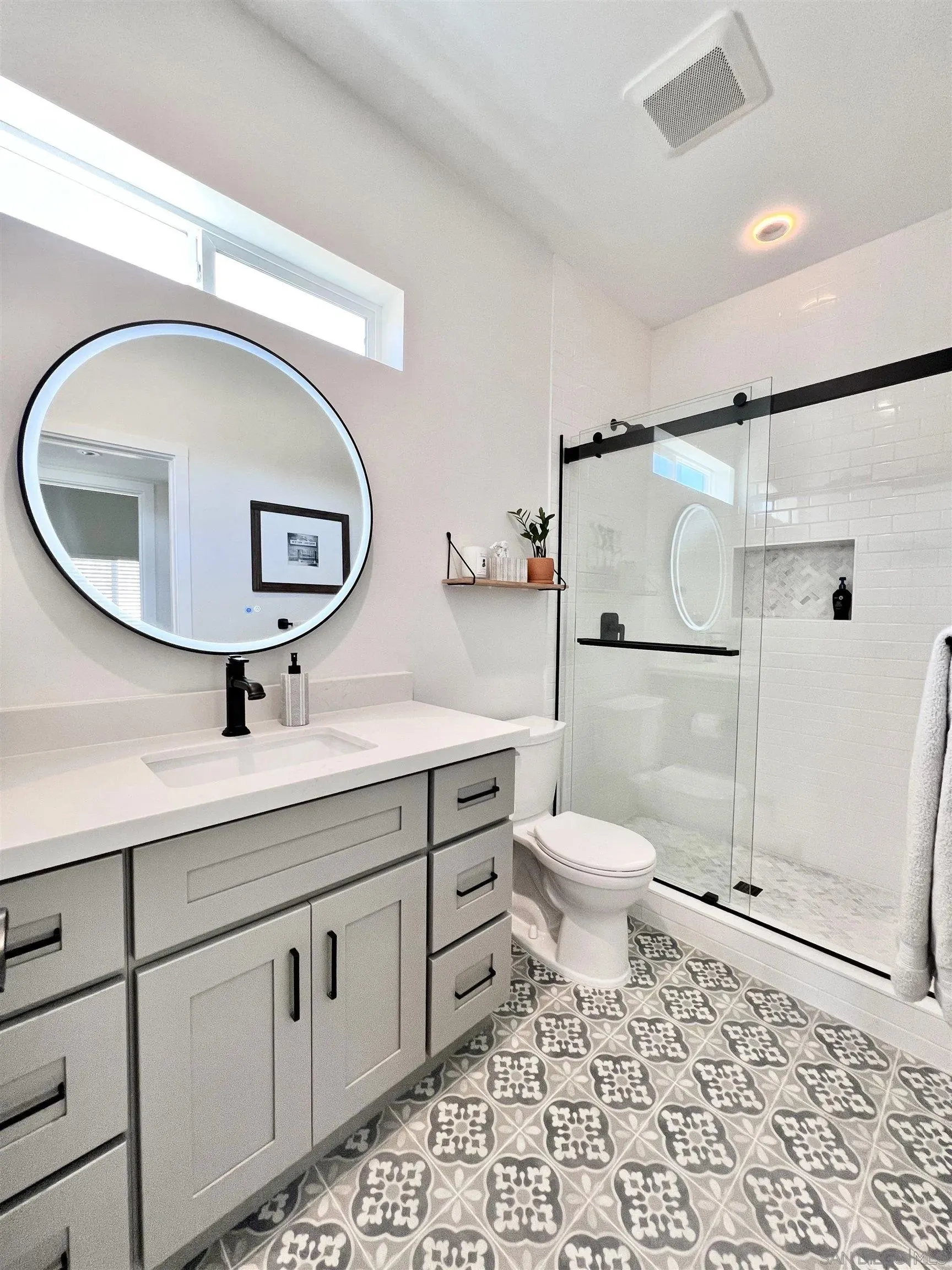 Carlsbad, California 92009, United States, 5 Bedrooms Bedrooms, ,5 BathroomsBathrooms,Residential,Active,199468