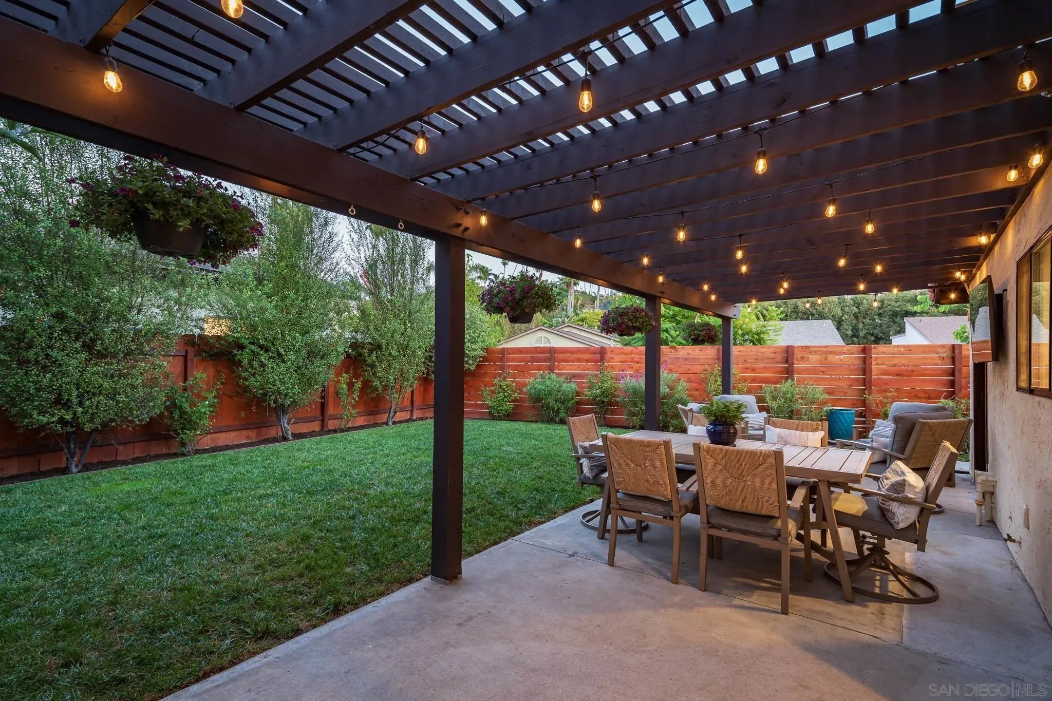 Carlsbad, California 92009, United States, 5 Bedrooms Bedrooms, ,5 BathroomsBathrooms,Residential,Active,199468