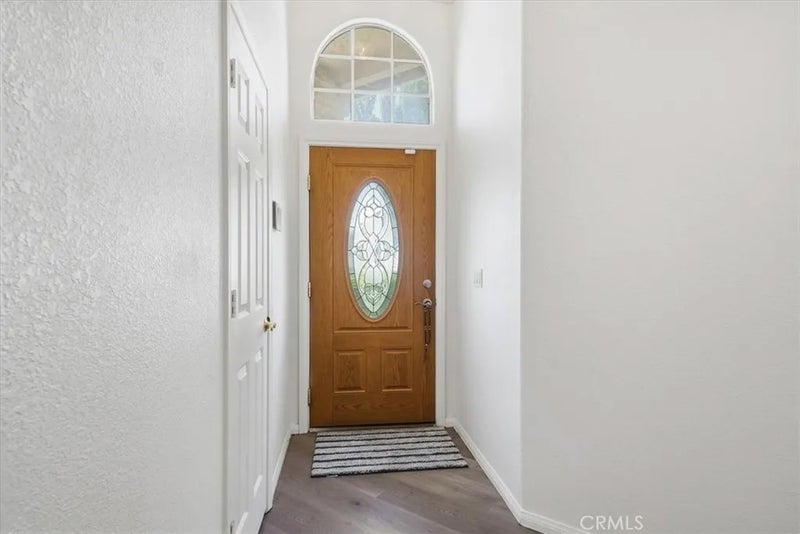 17980 Lakeview