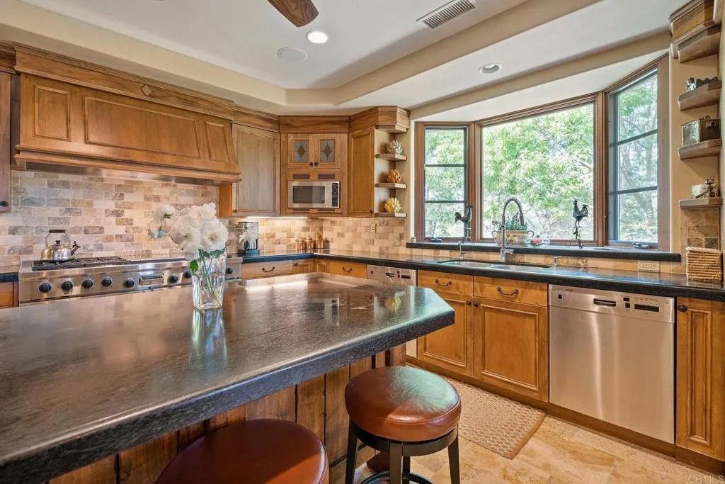 Photo of 7187 Via de Maya, Rancho Santa Fe, CA 92067 (MLS # NDP2600661)