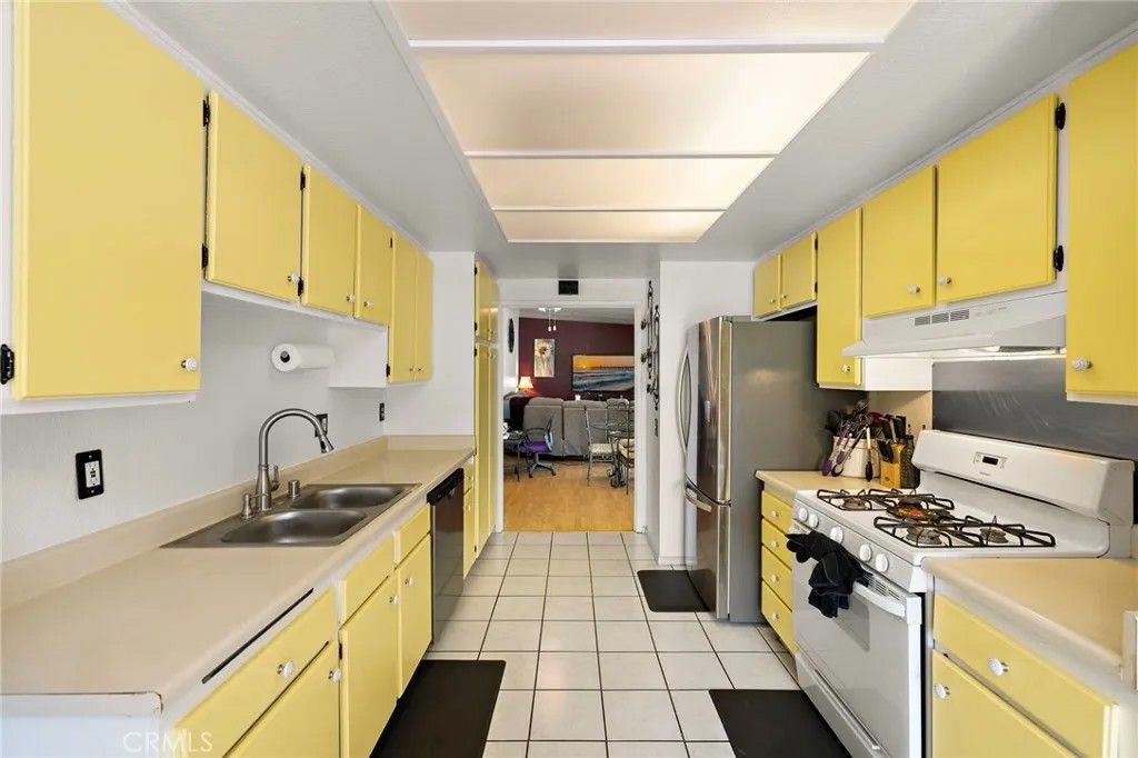 Photo of 2928 Highlands, Spring Valley, CA 91977 (MLS # SW26072455)