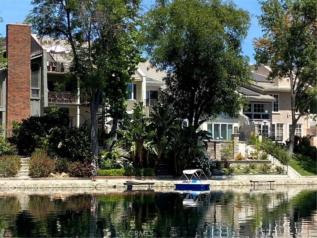 Photo of 4609 Park Mirasol, Calabasas, CA 91302 (MLS # SR25278520)