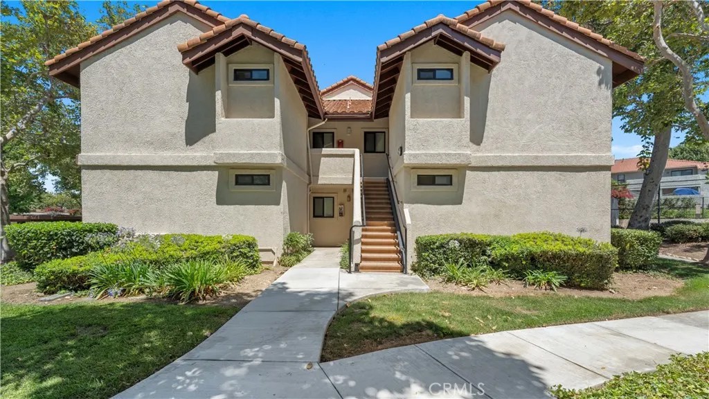 8309 Vineyard 5