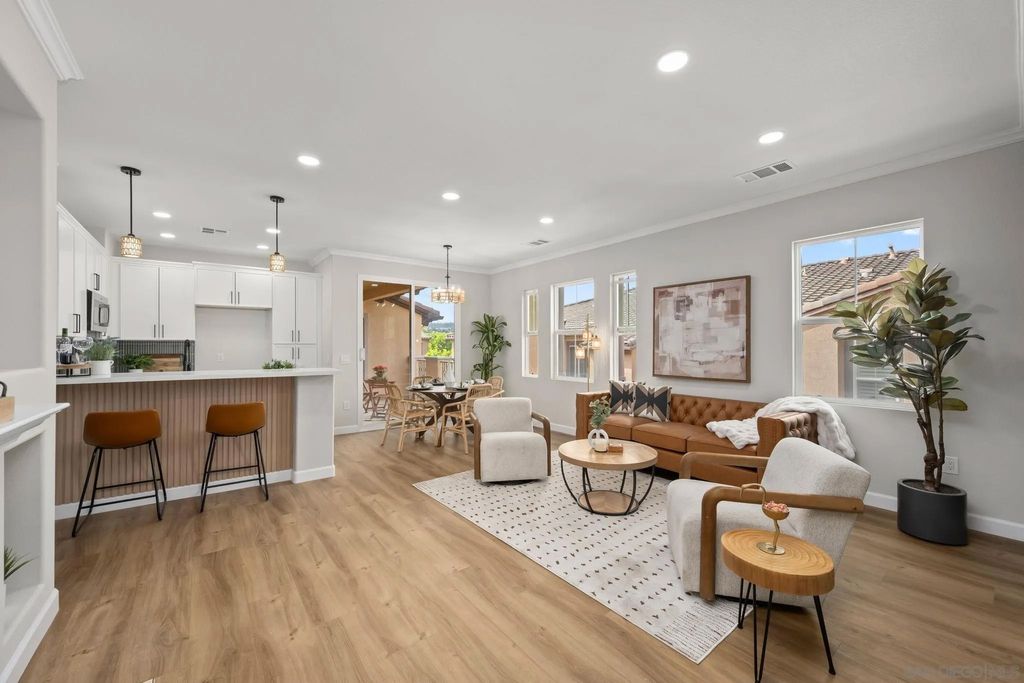 Photo of 12665 Creekview Dr #140, San Diego, CA 92128 (MLS # 250040781)
