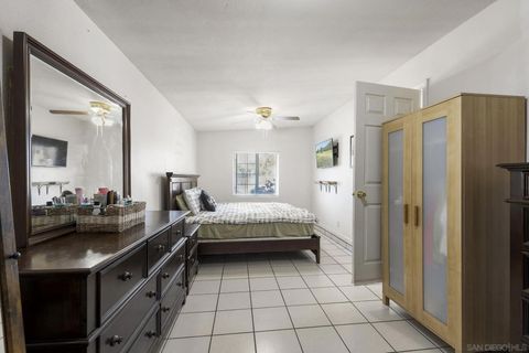 Tiny photo for 985 Fern Ave, Imperial Beach, CA 91932 (MLS # 250042728)