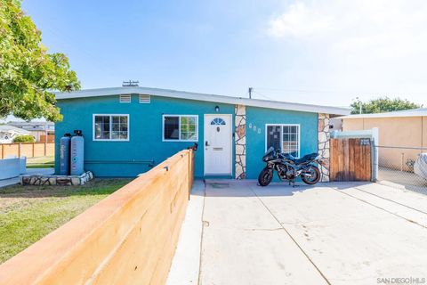 Tiny photo for 985 Fern Ave, Imperial Beach, CA 91932 (MLS # 250042728)