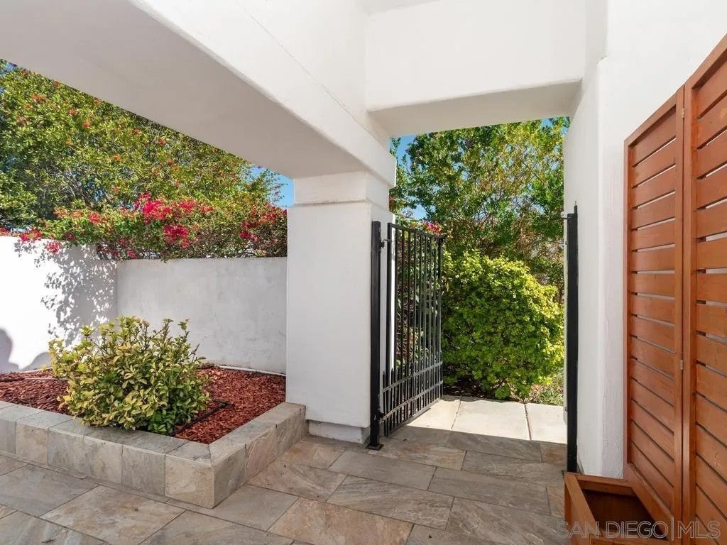 4089 Arcadia Way