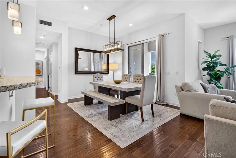 21 Gramercy 218
