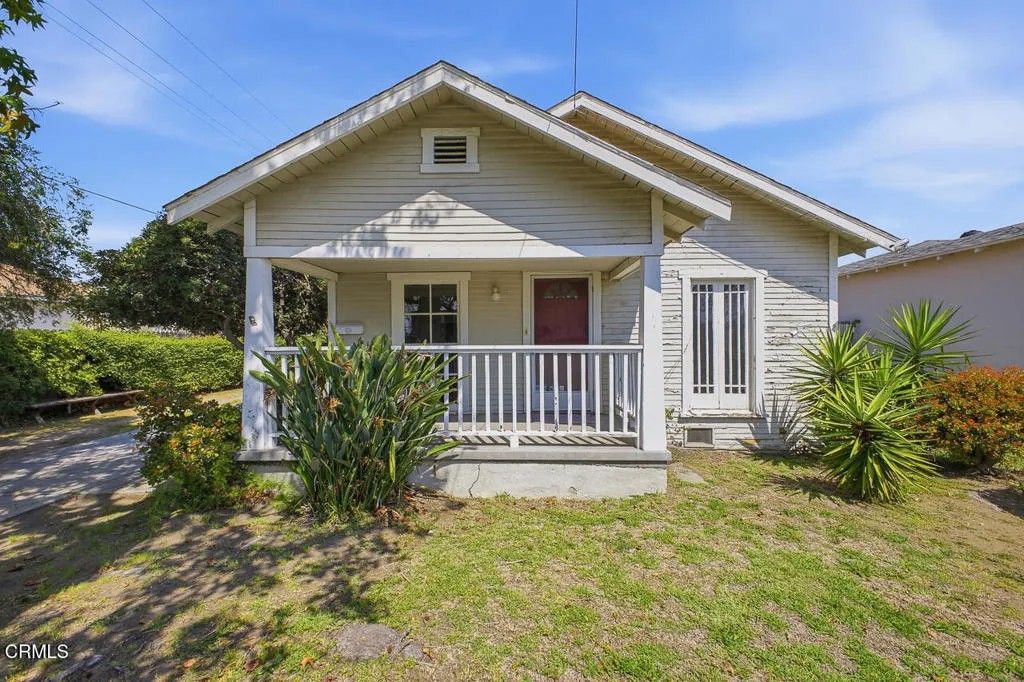 Photo of 613 E Wells Street, San Gabriel, CA 91776 (MLS # P1-26481)