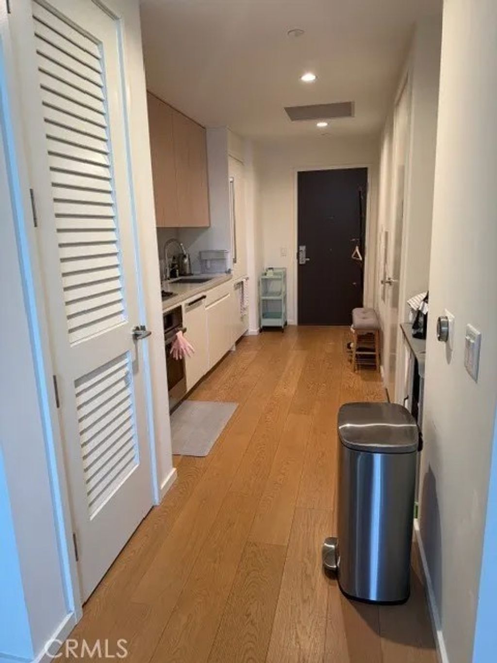 Photo of 877 Francisco, Los Angeles, CA 90017 (MLS # TR26014291)