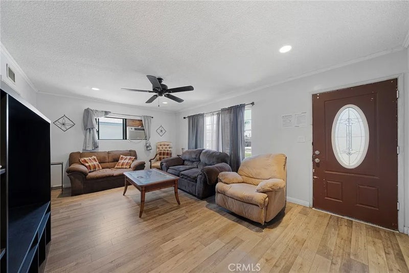 1406 N O Malley