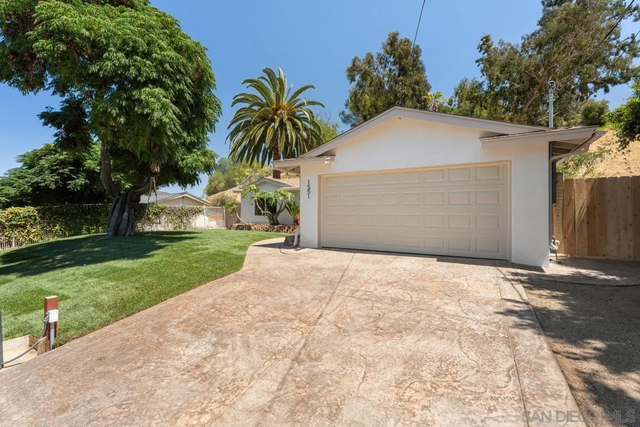 1551 TARLETON STREET