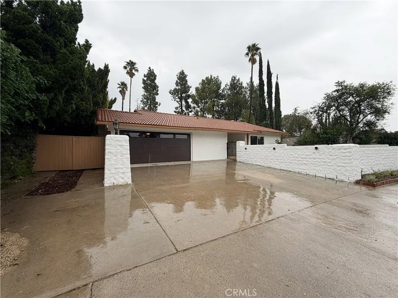 10470 Laramie