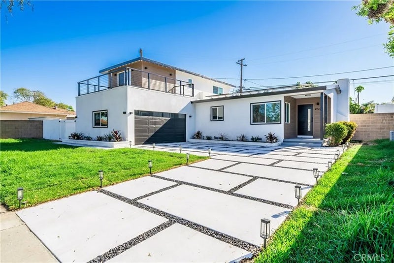 2922 Radnor
