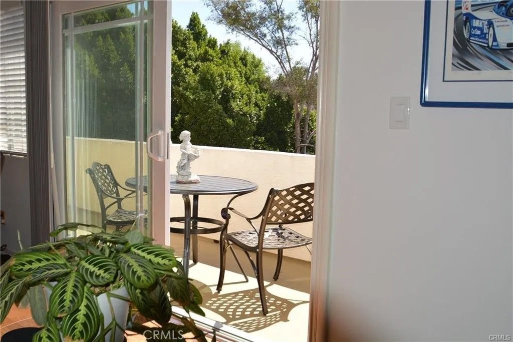 Photo of 9730 Mustang Way, Sunland, CA 91040 (MLS # SR26079093)