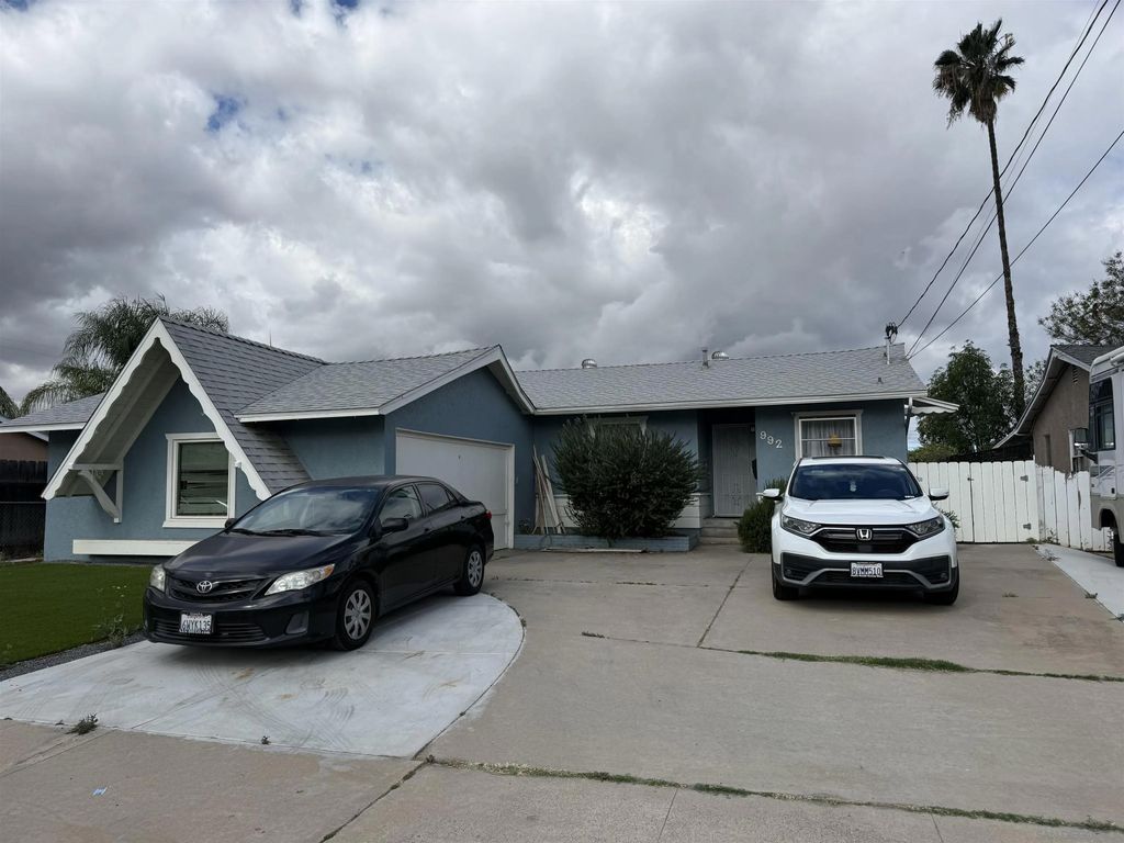 Photo of 992 Alveda Avenue, El Cajon, CA 92019 (MLS # 260008706)