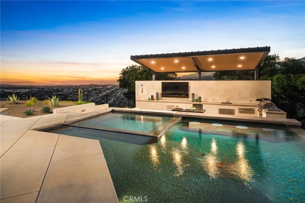 4485 Broken Spur Road