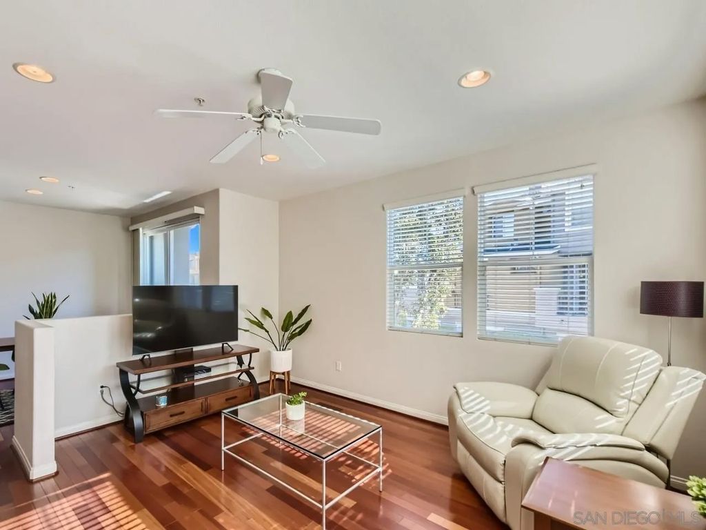 Photo of 8761 Plaza Park Ln, San Diego, CA 92123 (MLS # 260001963)