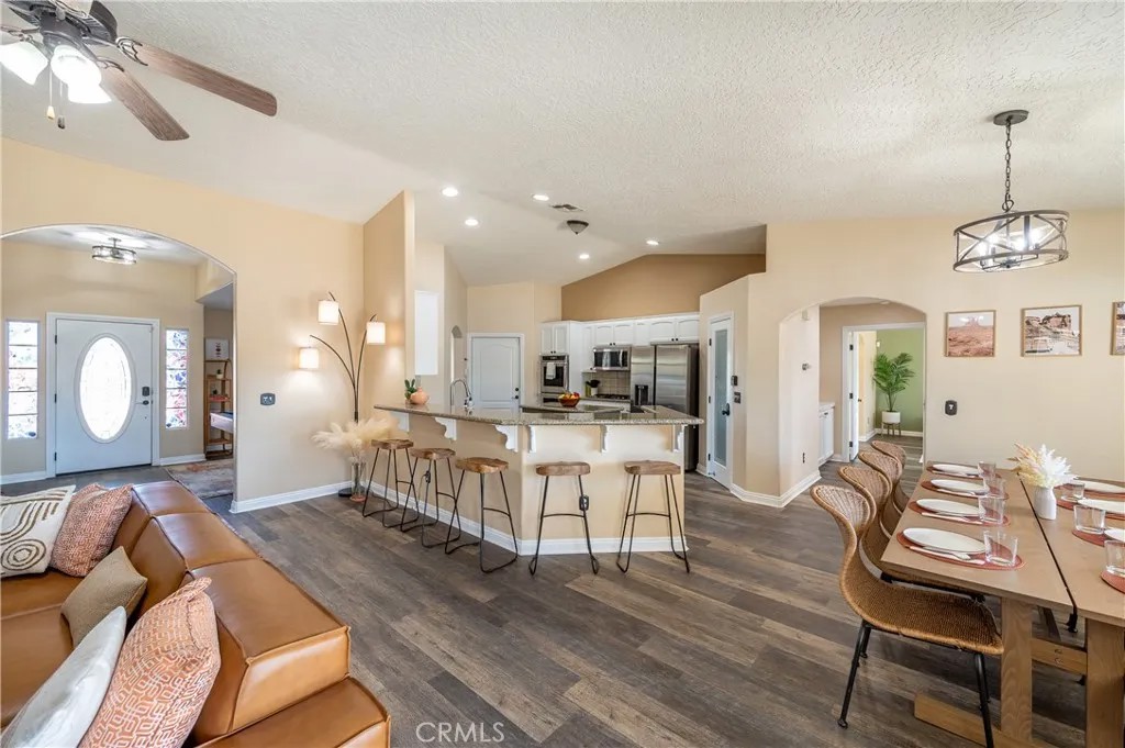 6366 Murrieta