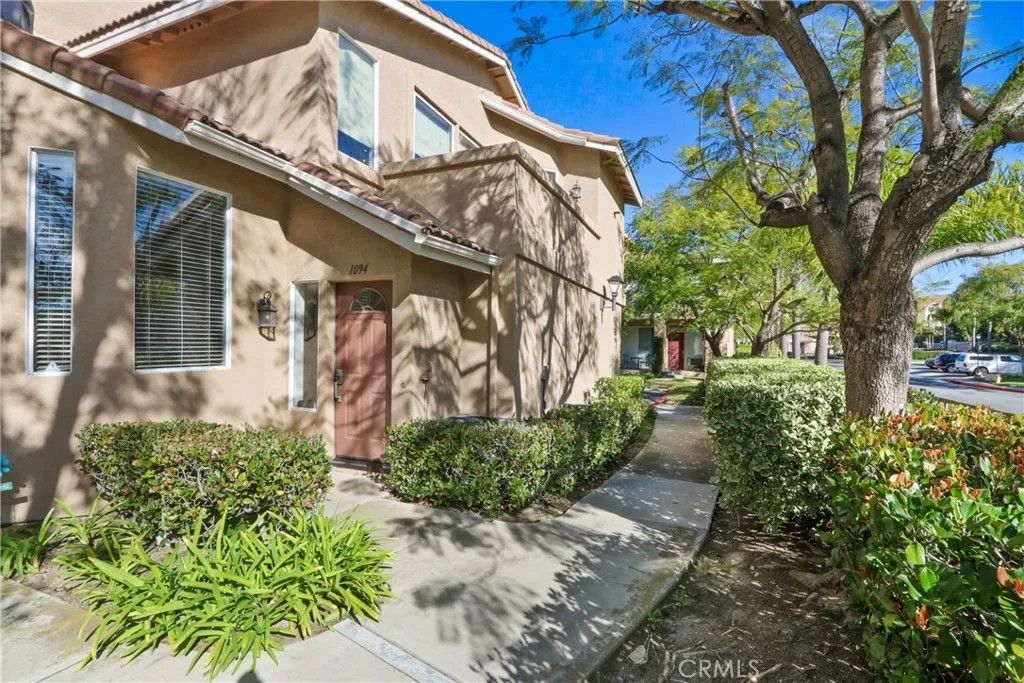 Photo of 1094 S saint Tropez Ave, Anaheim Hills, CA 92808 (MLS # OC26009274)