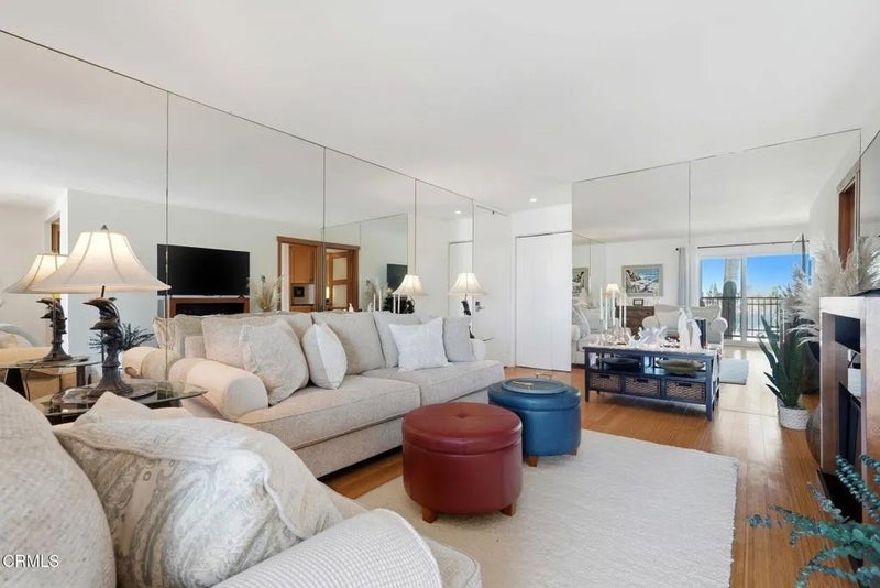 2901 Peninsula Road 245