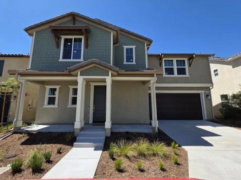 Photo of 725 Kingbird Loop, Oceanside, CA 92058 (MLS # NDP2608311)