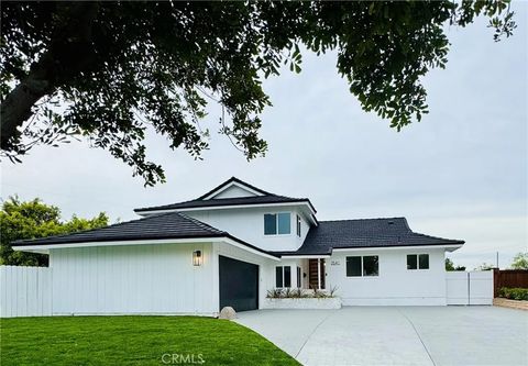 2541 Thorn Fullerton CA 92835