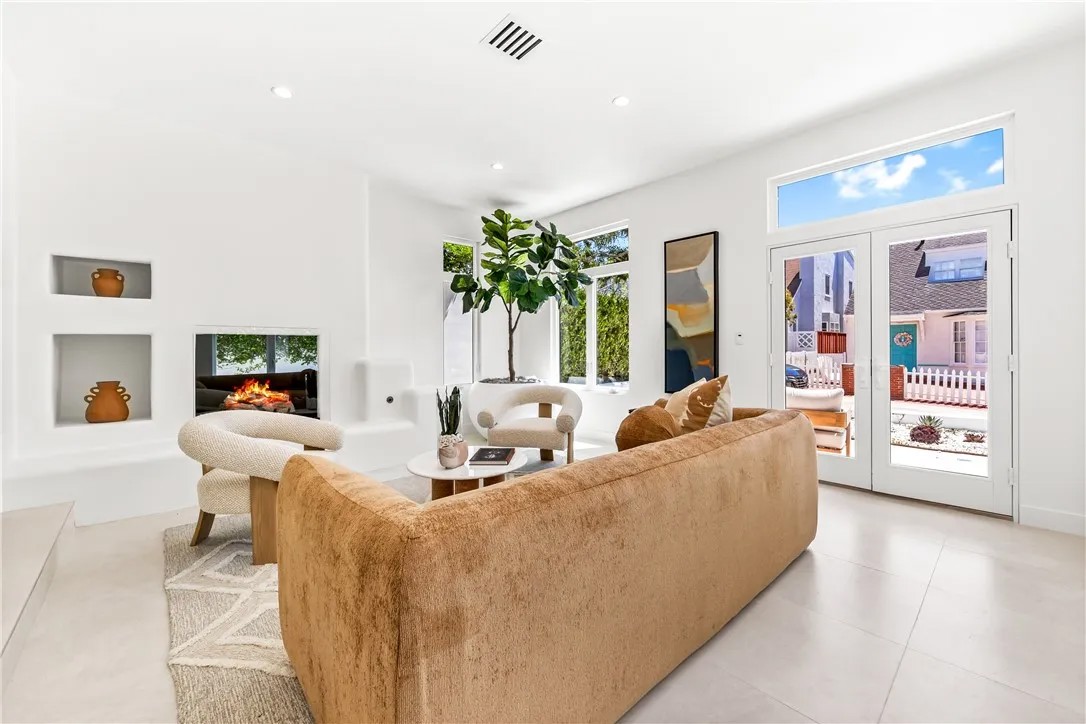 541 4th Street