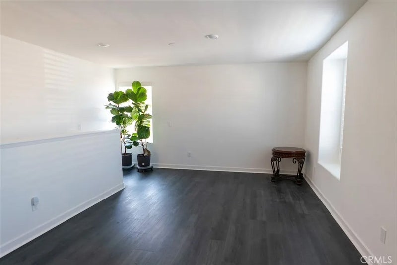 5007 Bay Laurel