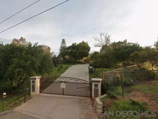 150-92 Lake View Lane
