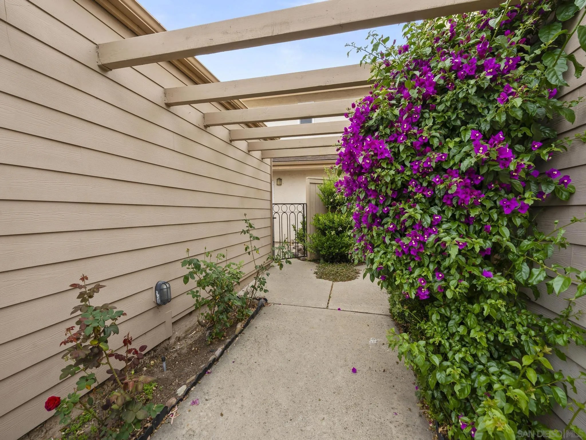9891 Aviary Drive