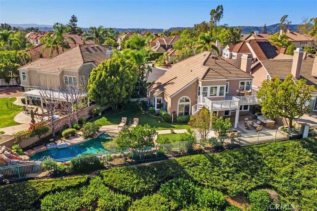 Photo of 2 Muirfield, Rancho Santa Margarita, CA 92679 (MLS # OC26050373)