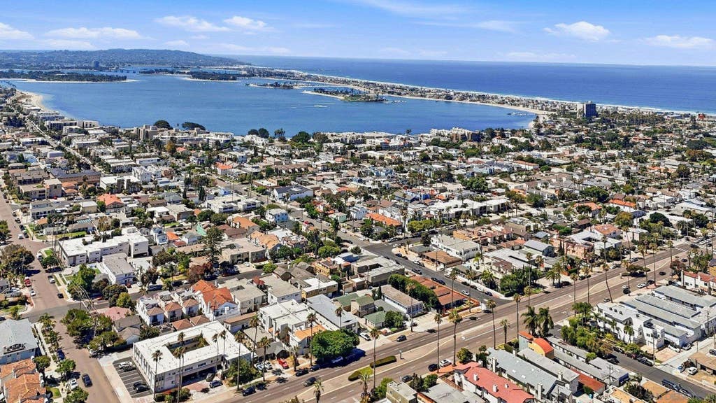 Photo of 1522-24 Hornblend ST, San Diego, CA 92109 (MLS # 260016799)