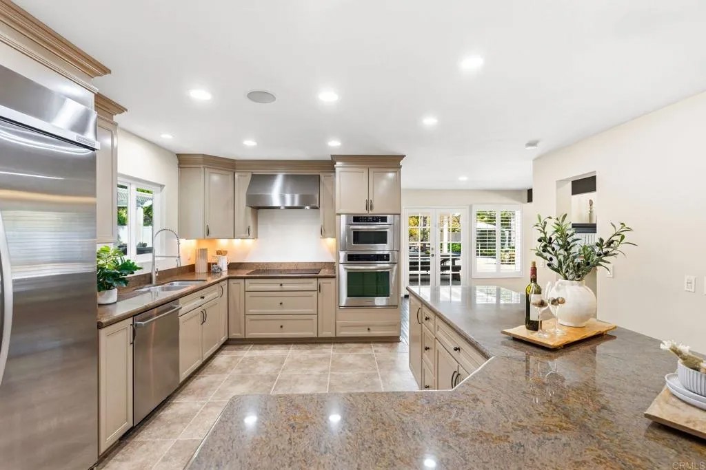 1222 LUPINE HILLS Drive