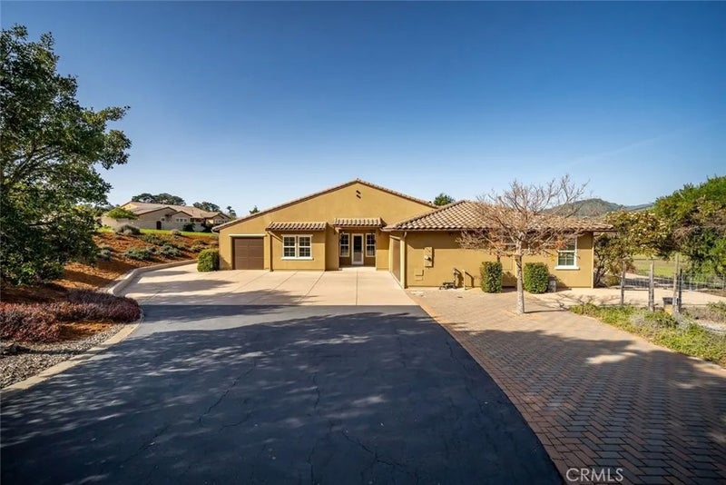440 Slender Rock Place