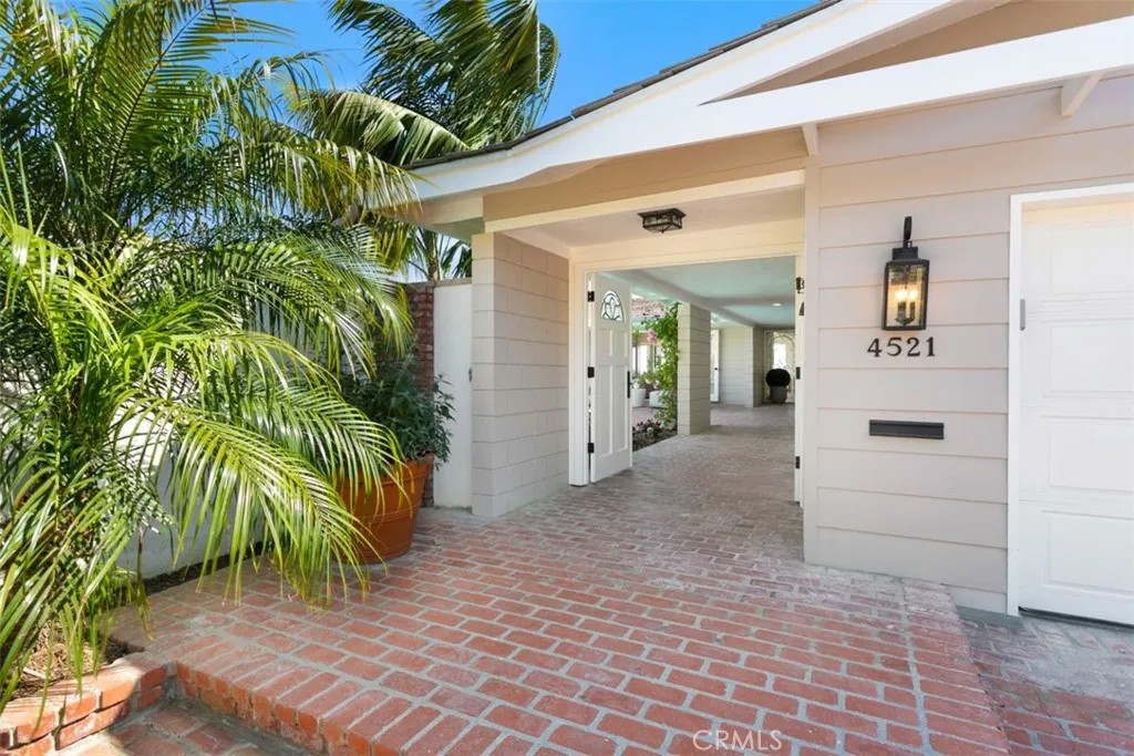 4521 Orrington Road
