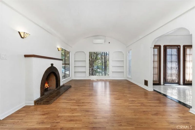 726 S Oak