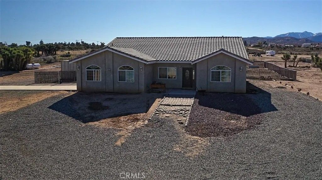 Photo of 8855 Smith Road, Phelan, CA 92371 (MLS # HD26003654)