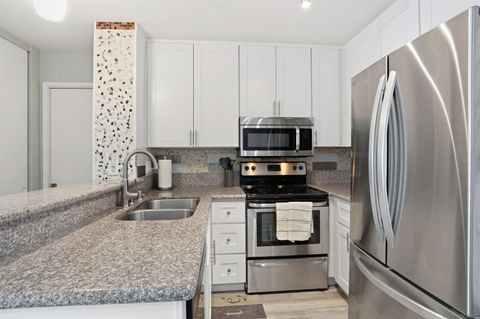 Tiny photo for 1855 Diamond St #114, San Diego, CA 92109 (MLS # 260008517)