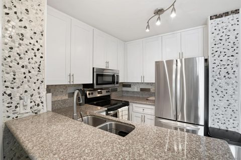 Tiny photo for 1855 Diamond St #114, San Diego, CA 92109 (MLS # 260008517)